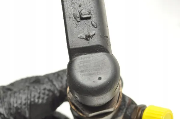 Injector Renault OE H8200704191 166008052R Usado image 3