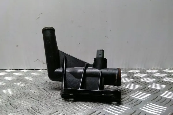 Jäähdytysputki VW CRAFTER 30-50 2.5L diesel image 4