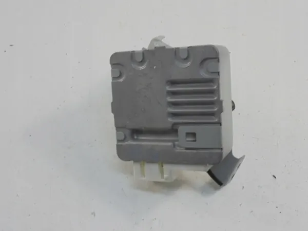 Module direction assistée Toyota Prius 8965047210 image 2