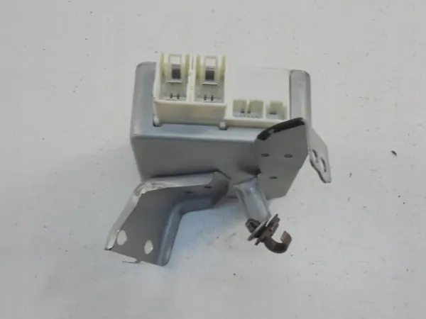 Module direction assistée Toyota Prius 8965047210 image 5