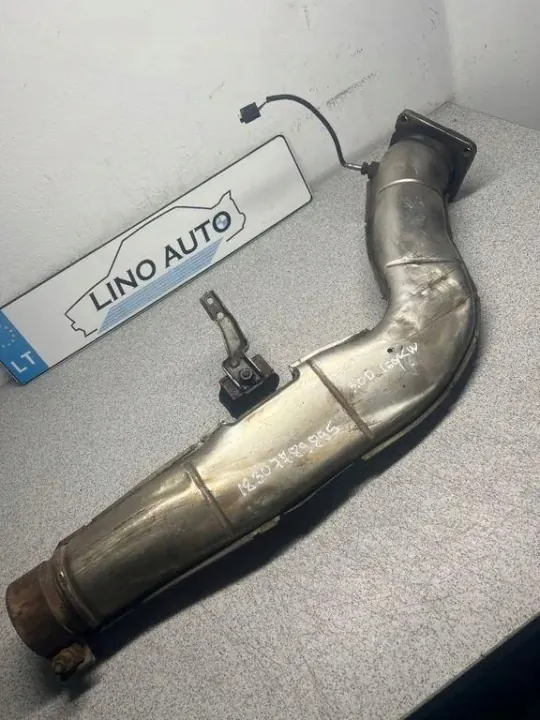 Abrazadera de escape OEM 18307789895 para BMW Serie 5 image 5
