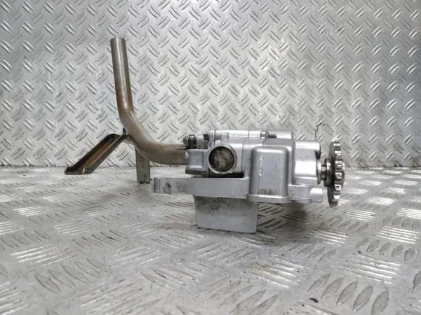 Jeep Grand Cherokee WK 3.0 CRD Öljypumppu OEM 6421810801 image 5