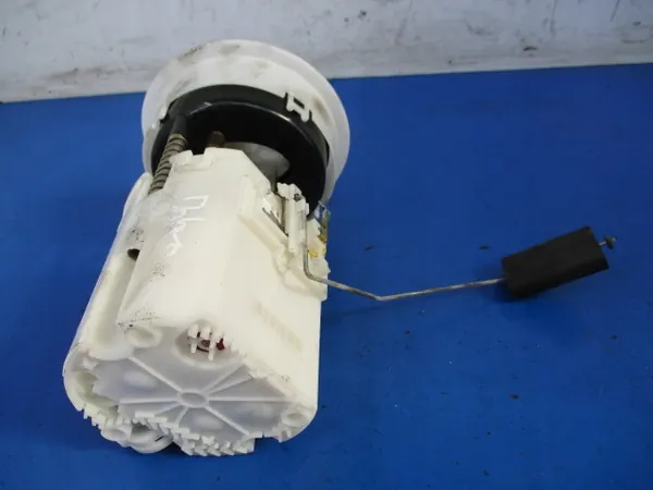 Brandstofpomp Mazda 2 DE 8V51-9H307 image 4