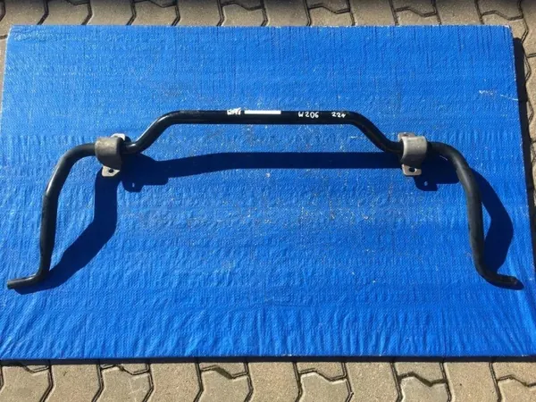 Mercedes W206 Stabilointitanko OEM A2063231800 image 2