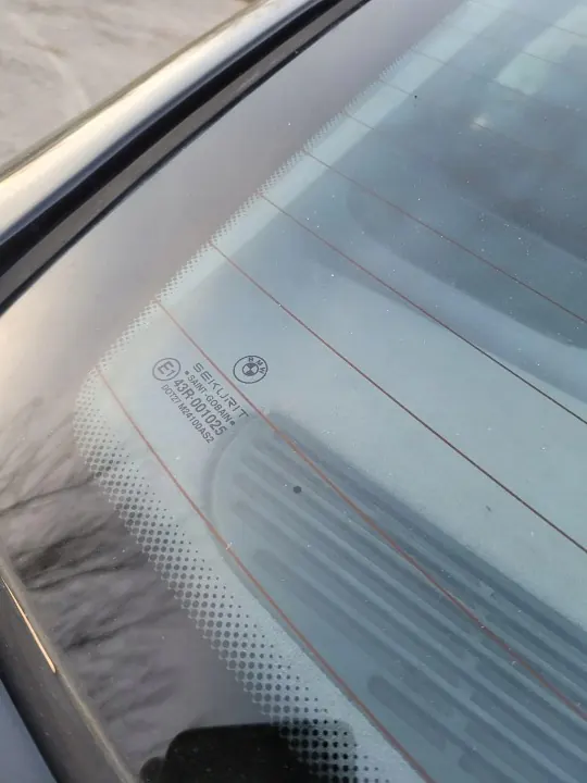 BMW E39 Sedan Bakruta OEM - Begagnad Original image 5