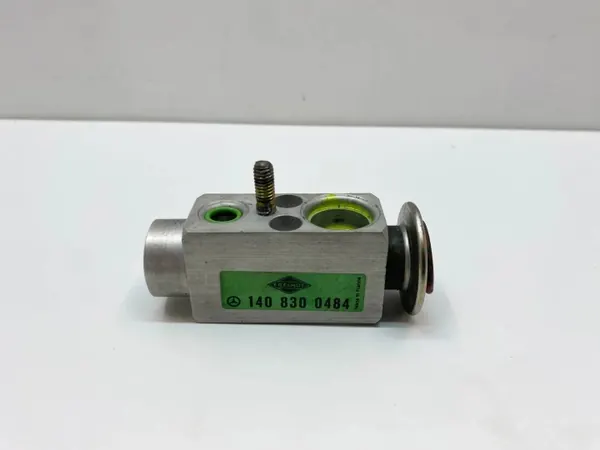 Válvula de expansión OEM 1408300484 Mercedes E W124 image 2