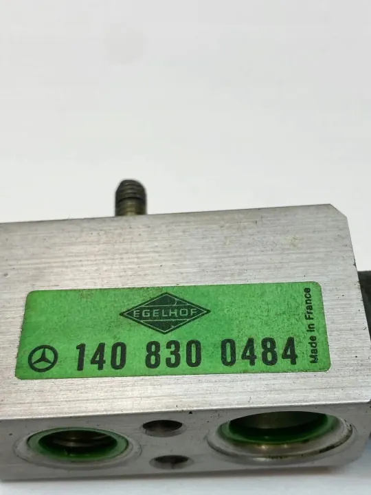 Válvula de expansión OEM 1408300484 Mercedes E W124 image 8