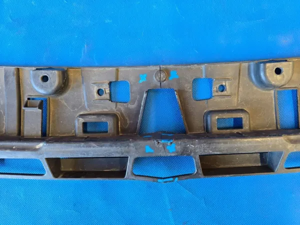 BMW G20 G21 puskurin kiinnitysadapteri OEM 8072545 image 3