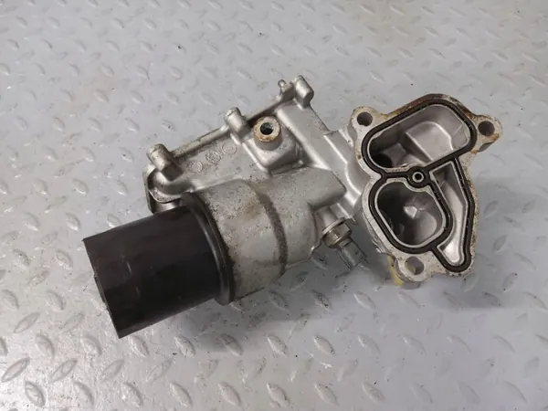 Boîtier Filtre à Huile OEM 152084648R Renault Traffic III image 4