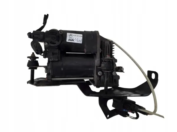 Pompe de suspension Mercedes OEM A2513201804 Occasion image 2