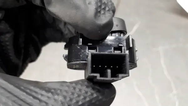LNC6388AB Interrupteur de vitre pour Jaguar S-Type image 6