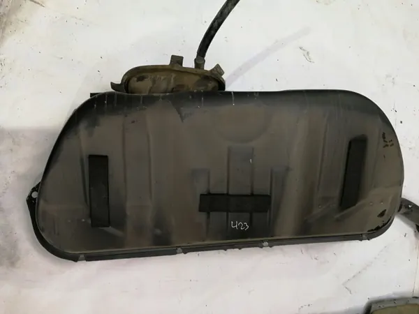 Brandstoftank OEM Zbiornik paliwa Mercedes W201 190E image 5