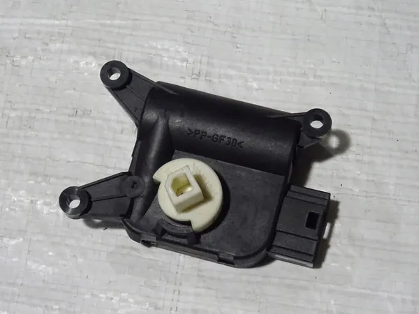 Climatronic Lämmitinmoottori VW Golf V Jetta 1K1907511G image 2