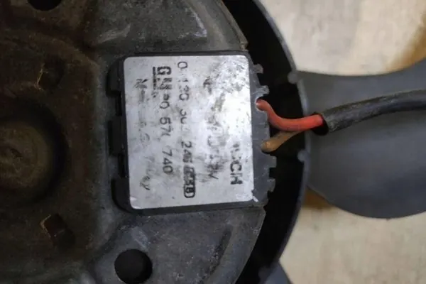 Etupuskuri OPEL ASTRA G SEDAN 2.0L diesel image 3