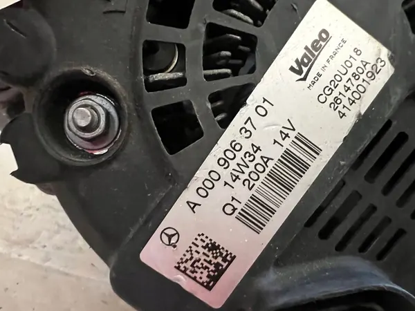 ALTERNATOR MERCEDES C KLASA W205 A0009063701 image 5
