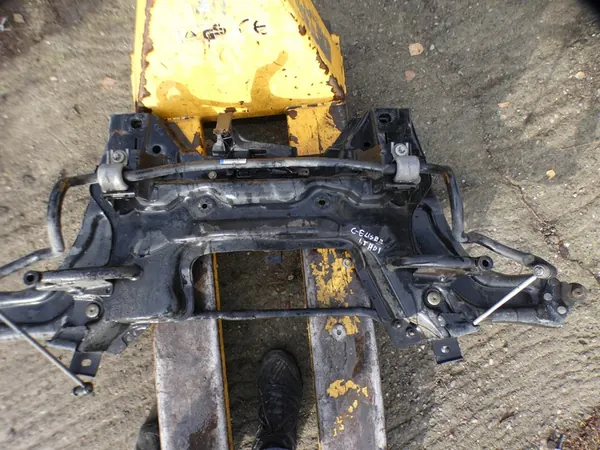 Sous-châssis avant Citroen C-Elysee Peugeot 301 1.5 Blue HDI image 4