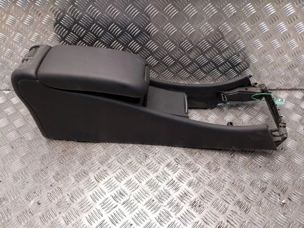Reposabrazos central OEM A2036831508 Mercedes W203 image 2