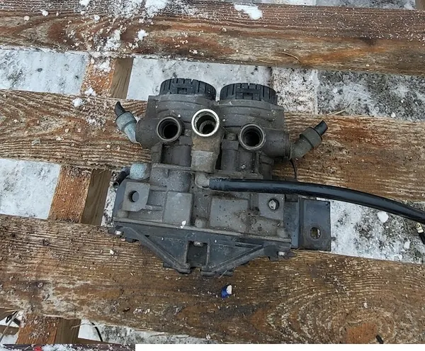 EBS-modulatorklep OEM 0486204021 Renault Premium image 2