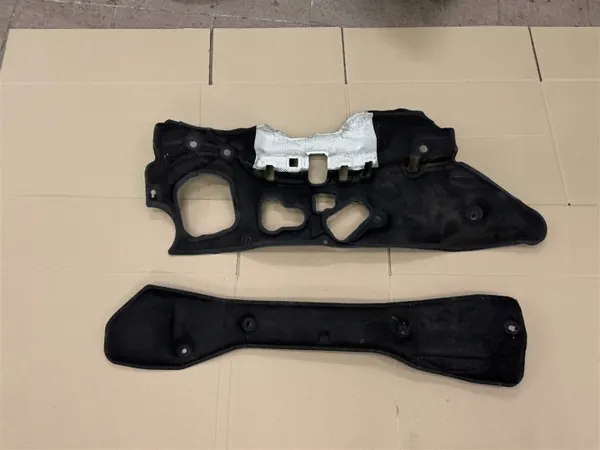 Isolamento anteparo OEM R2X6V01492AA para Ford Courier image 2