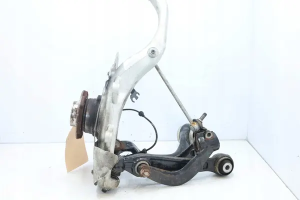 BMW X5 F15 2017 Mozzo ruota anteriore sinistro image 2