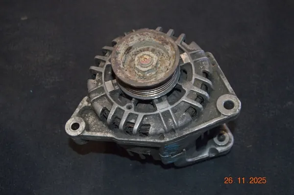 Vaihtovirtageneraattori Audi A6 2.5TDI OE 078903016AC image 2