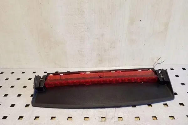Lámpara de Parada Adicional AUDI A5 CABRIO 8T0945097 image 3