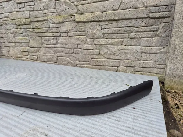 VW GOLF IV 98- Etupuskuri Spoileri 1J0807719 image 2