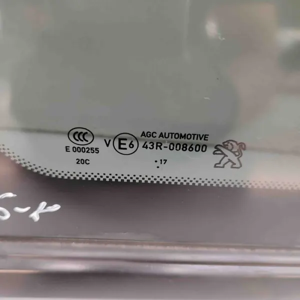Vasen Takaikkuna OEM 9810727680 Peugeot 3008 II SUV image 6