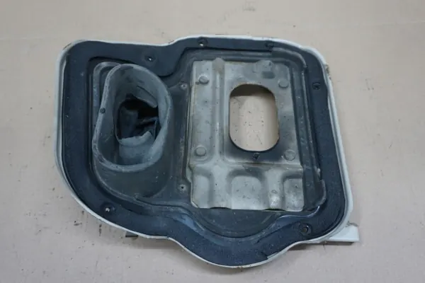 Nissan Patrol Y61 Fuelle Caja OEM 2426 - Usado image 6