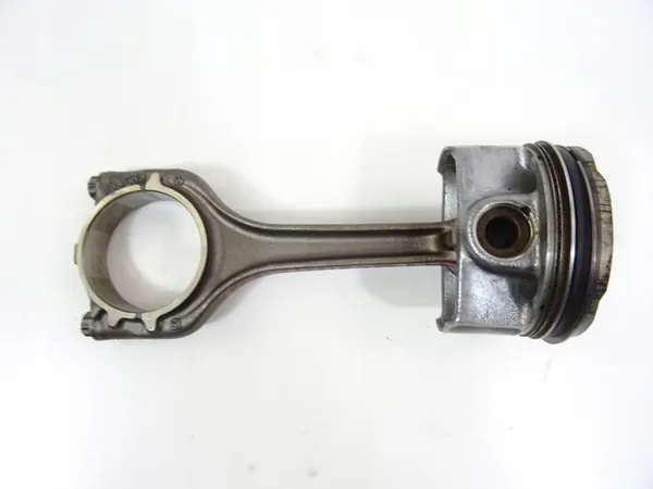 Biela VW Touran III 1.4 TSI OEM 04EBD - Usada image 3