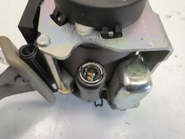 Renault Laguna III Rear Right Seat Belt image 4