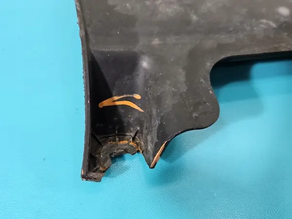 Motor Undertray Skydd Fiat Tipo II 1.6 JTD OEM 00519843160E image 3