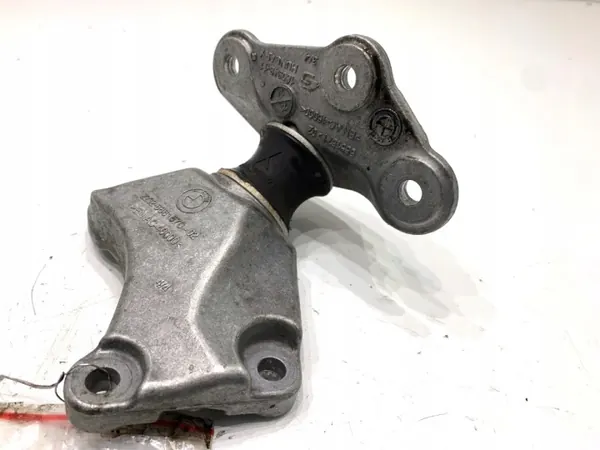 Vaihteiston kiinnike OEM 6861570 BMW G30 2.0 image 3