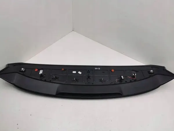 Audi OE 81A827933C Heckklappenspoiler - Gebraucht image 4