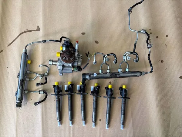 Ensemble d'injection de carburant Land Rover Range Rover L405 image 1