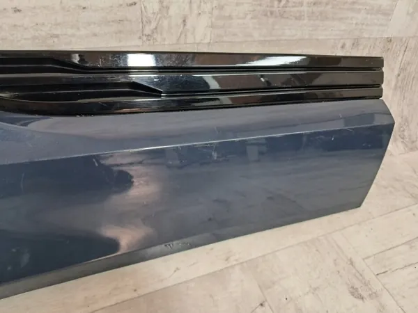 Audi E-Tron 4KE Deurlijst Rechts Achter OEM 4KE853060A image 3