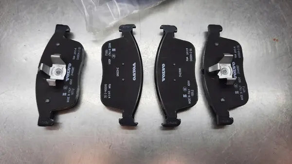 Conjunto de Disco de Freio e Pastilhas Dianteiras Volvo XC60 08-17 image 3