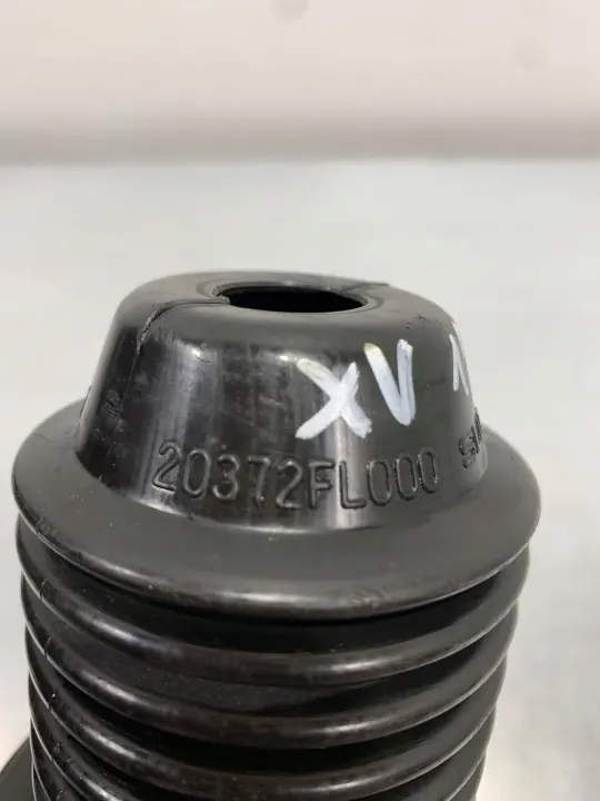 Capa amortecedor traseiro Subaru OEM FBZ18438 image 4