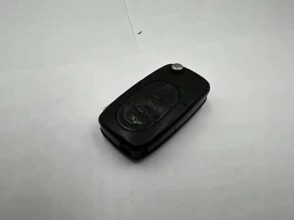 Audi Nyckel Fjärrkontroll 4D0837231N image 5