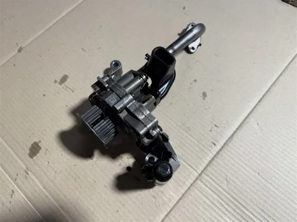 Ölpumpe OEM 55514505 für Opel Astra K 1.5 CDTI image 3