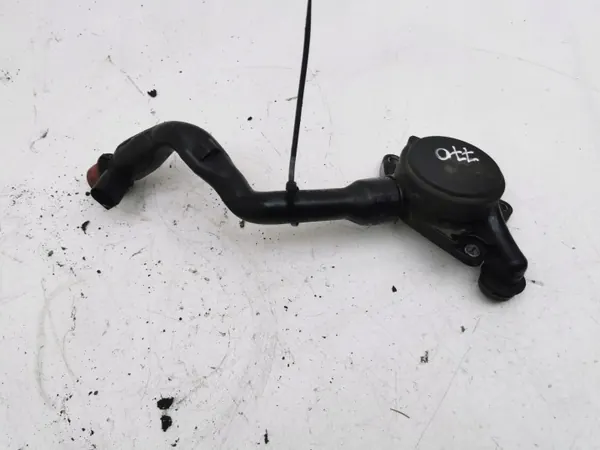 Válvula de ventilación del cárter Mercedes ML W164 2005 OEM 2385075 image 5