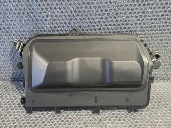 Ford Kuga mk2 ruiskutusuojus OEM 9682444080 image 2