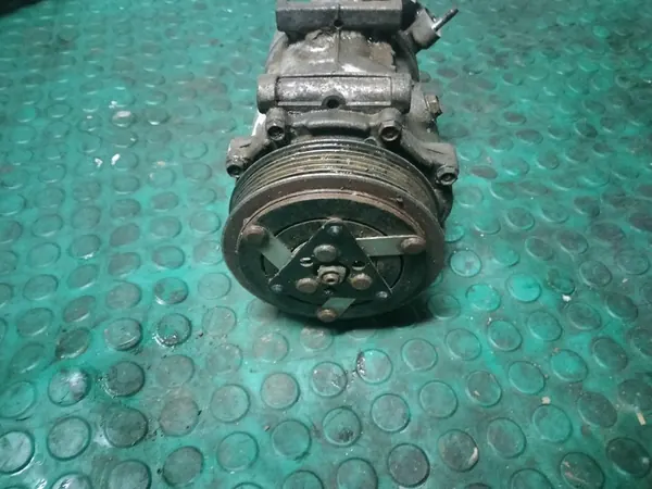 Compresor de Aire Acondicionado Peugeot Citroen 1.6 HDi image 3