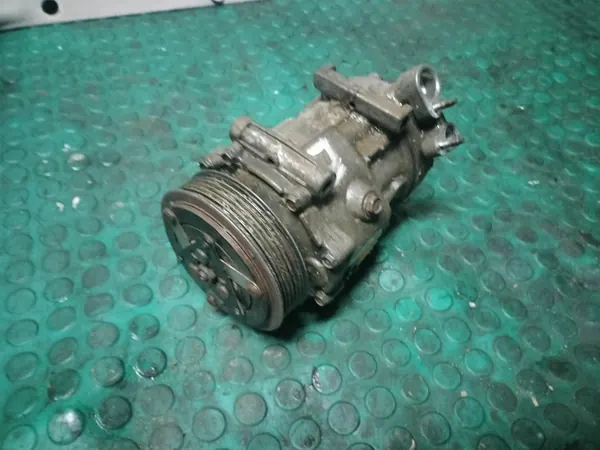 Compresor de Aire Acondicionado Peugeot Citroen 1.6 HDi image 5