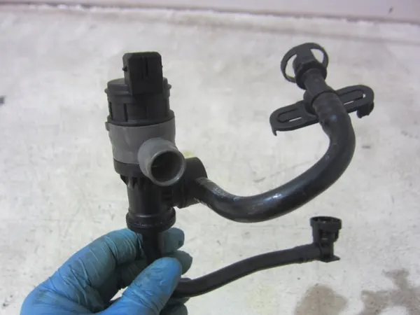 BMW Tankavluftningsventil OEM 2366609 7636156 image 4