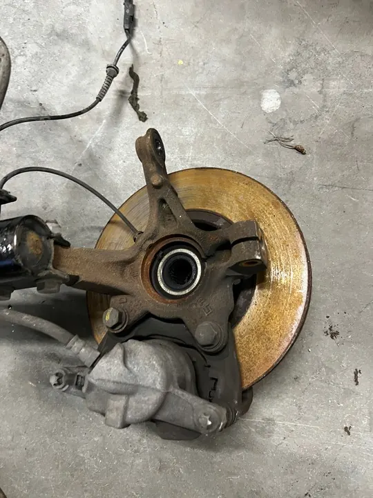 Braccio di Sospensione Anteriore Destro Dacia Sandero III Stepway 2023 image 7