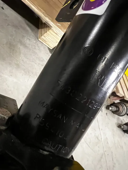 Braccio di Sospensione Anteriore Destro Dacia Sandero III Stepway 2023 image 9