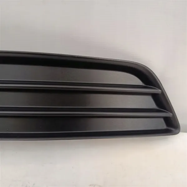 Grille de Pare-Chocs Avant Droite Audi A3 8P Lift 8P0807682D image 4