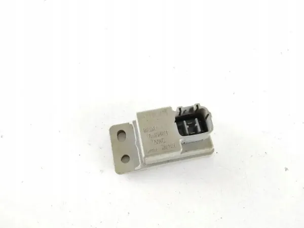 Subaru Rele OEM 88018FJ000 Forester SJ 2.0L:lle image 2