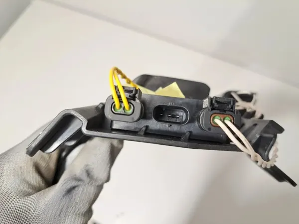BMW X4 G02 bakluckesensor OEM 8081860 - Begagnad image 10